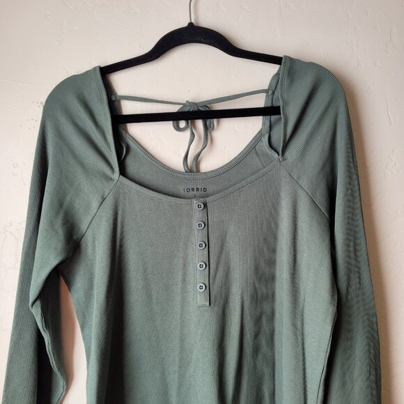 Torrid Plus Size Ribbed Square Neck Henley Blouse - Picture 7 of 13